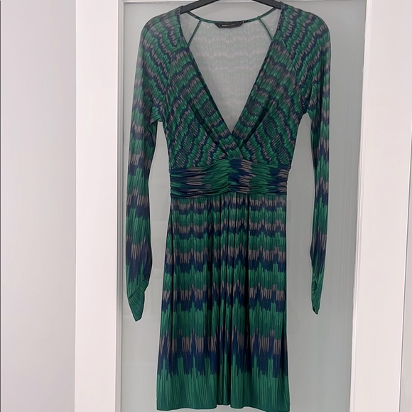 BCBG Maxazria Green and Blue Ruched Long Sleeve  Dress - Picture 2 of 8